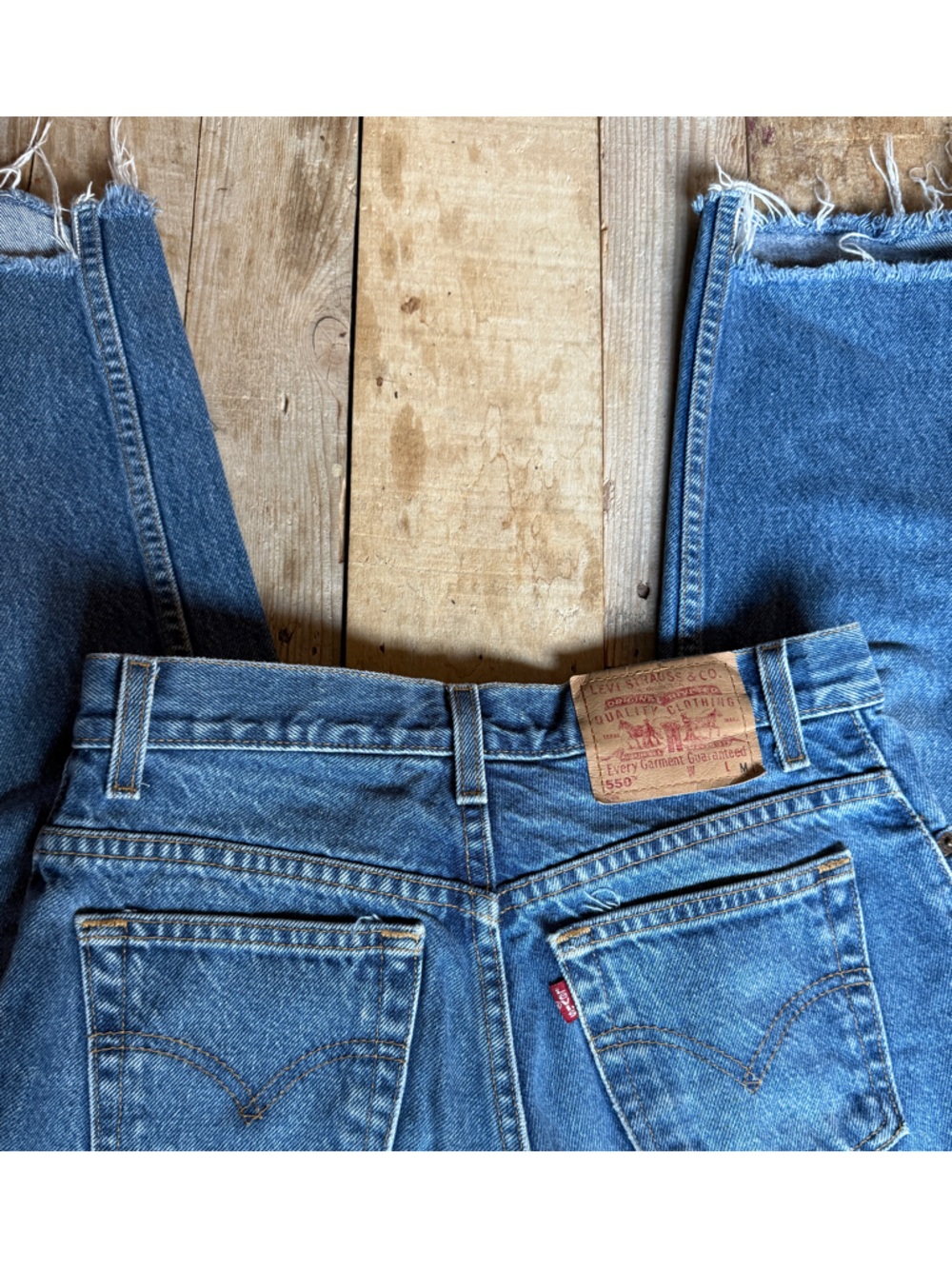 Vintage Levi's 550 Medium Blue Tapered Leg